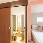 2br Maisonette In The Center Апартамент