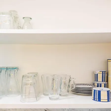 Apartman 2br Maisonette In The Center