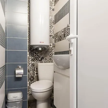 2br Maisonette In The Center Várna