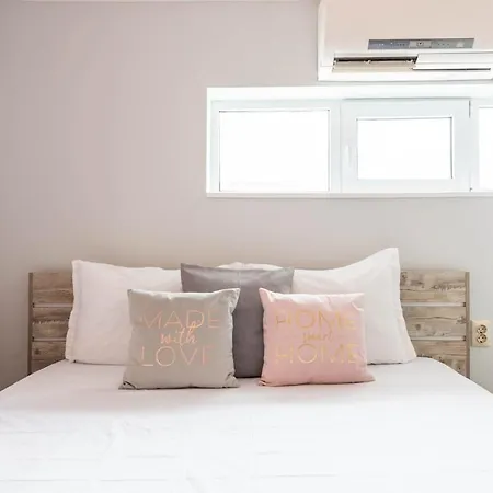 2br Maisonette In The Center Апартамент