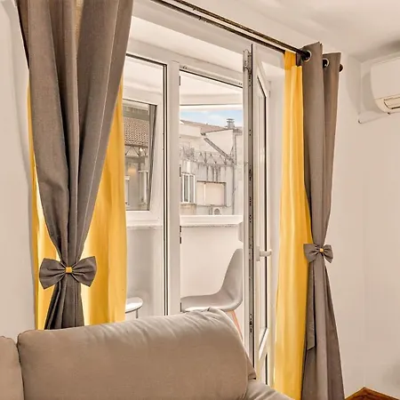 2br Maisonette In The Center Daire *