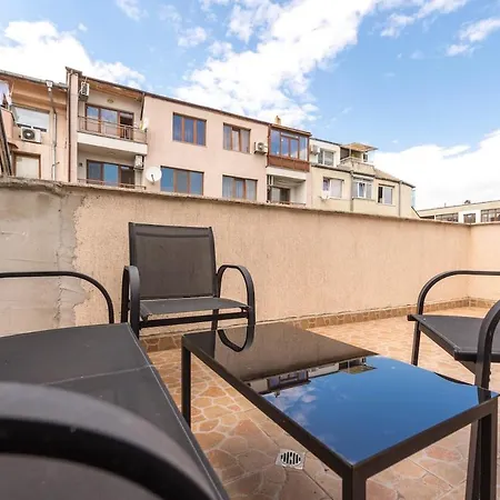 Daire 2br Maisonette In The Center *